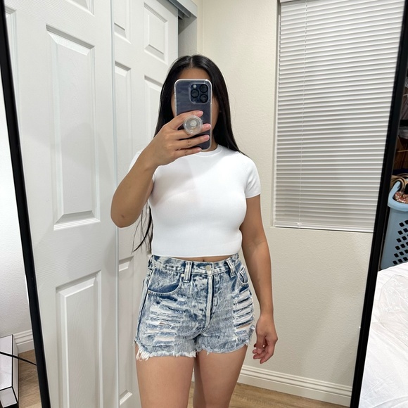 MINKPINK Pants - MINKPINK DENIM SHORTS